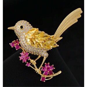 Canary Brooch